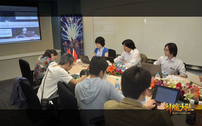 图片: 图4：《神魔大陆》研发人员与多国媒体记者交流.jpg